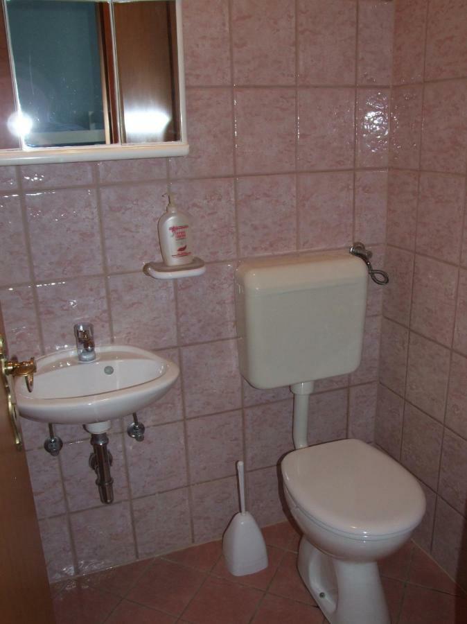 Anita Apartment
