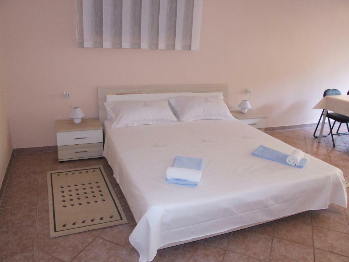 Anita Apartment